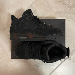 Authentic GS Black Cats 7Y (8.5 women, 7 men’s)